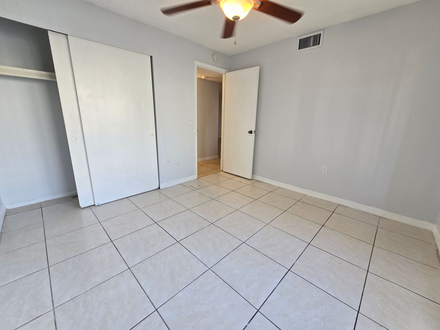 2740 Hidden Lake Blvd Unit A 9 of 11