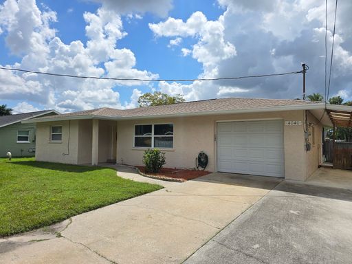Spacious 2 Bed/2 Bath + Den Home with Garage – photo 1