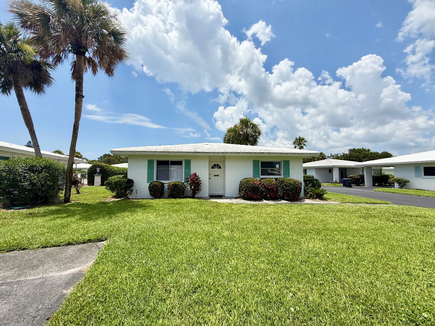 Sarasota House: 1834 Roxane Way #59