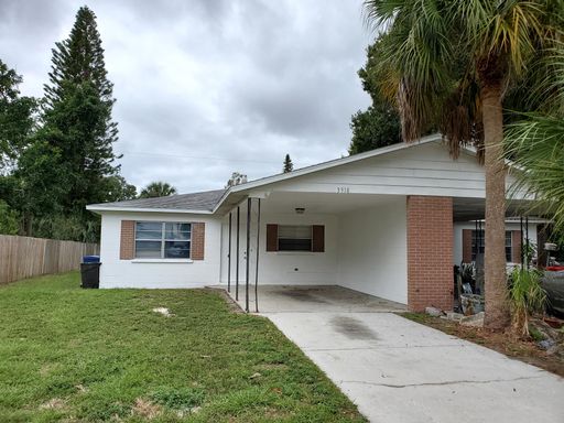 Affordable 2 bedroom - 1 bath Annual Rental – photo 1