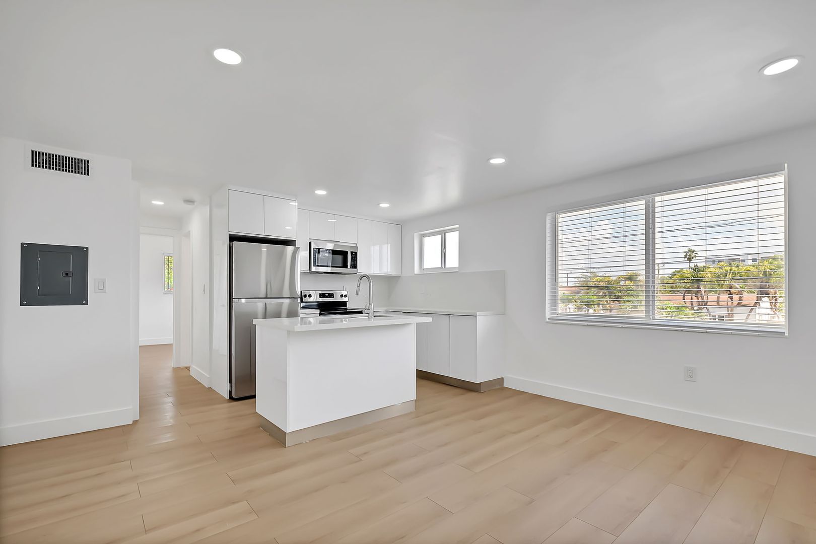 Miami Apartment: 1632 NW 16th Terrace - Unit 6