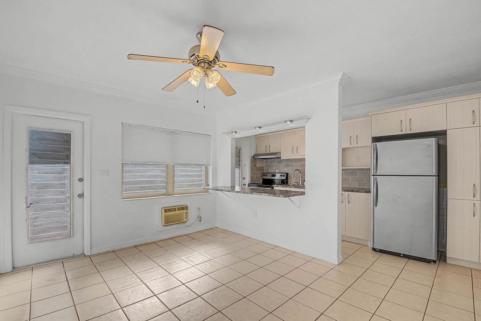 Miami Apartment: 60 NW 79th St