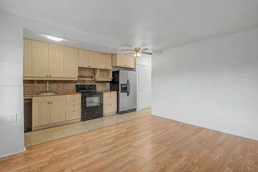 Bright Little River 1BR | Renovated Community with New Windows & Upgrades in Progress! – photo 1