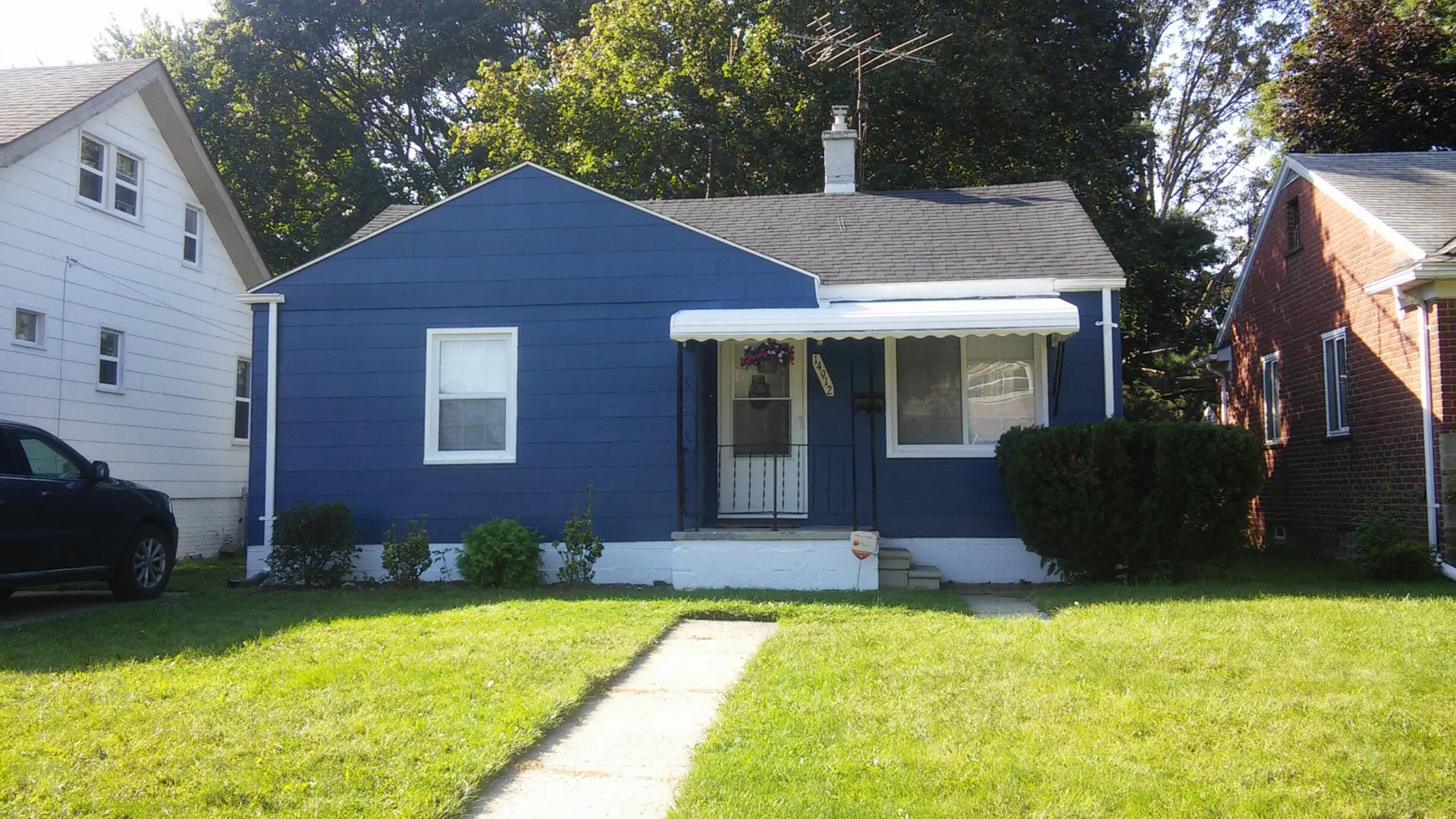 Eastpointe House: 14912 Toepfer Rd.