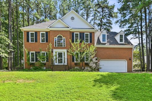 Spacious Living in the Heart of Henrico! – photo 1