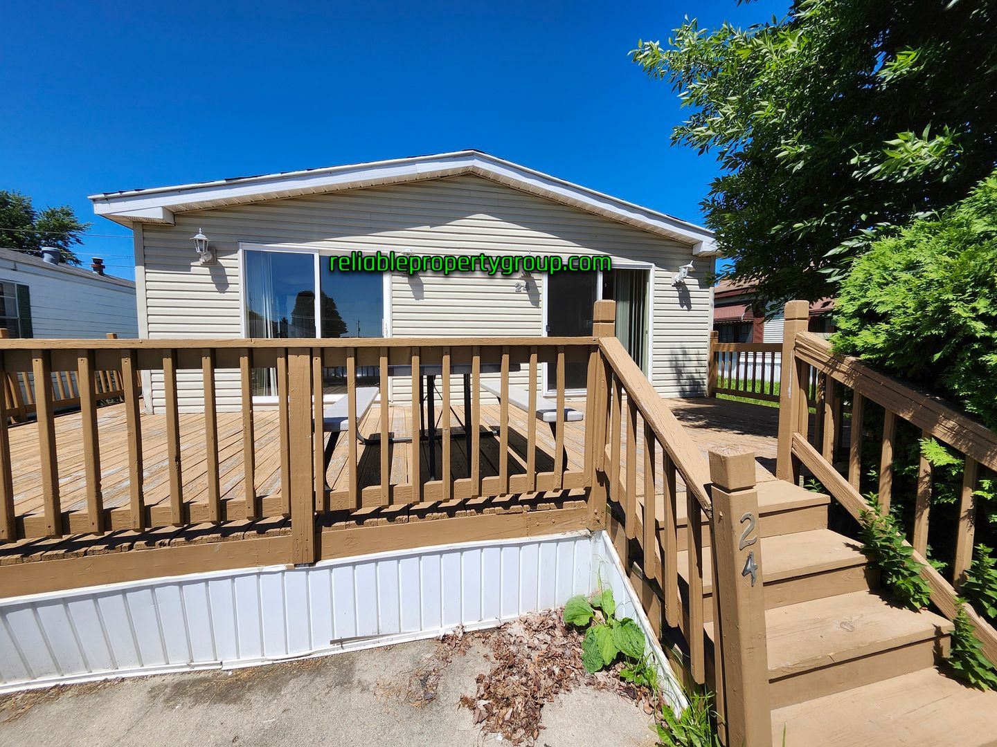 Churubusco House: 24 Holiday Park