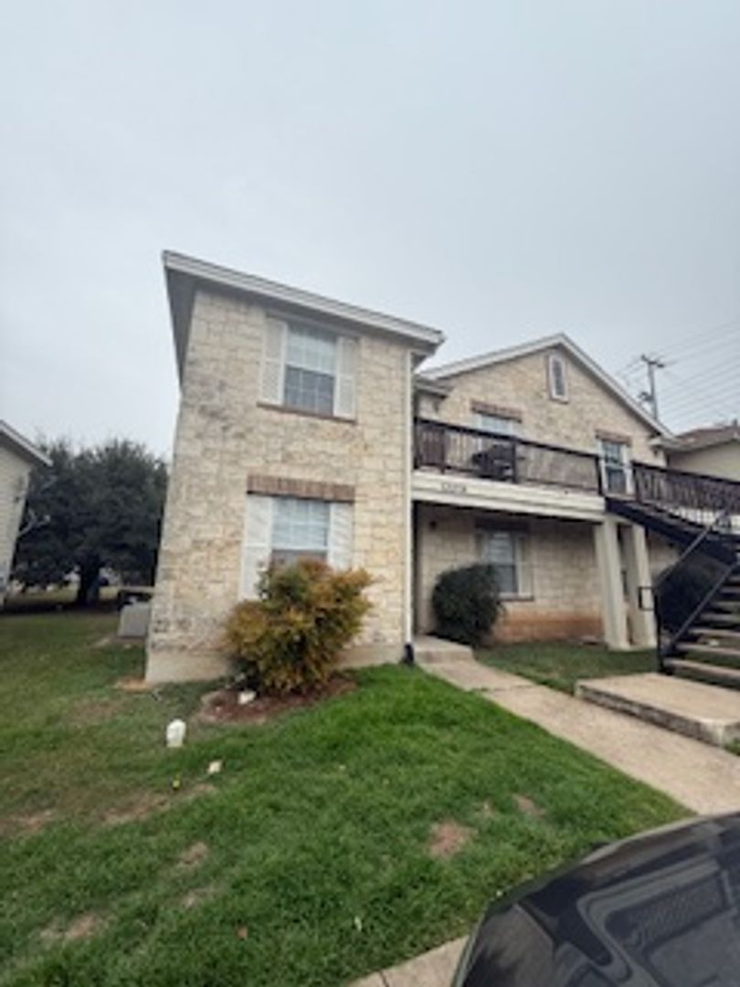 Cedar Park Apartment: 3201-D El Salido Pkwy