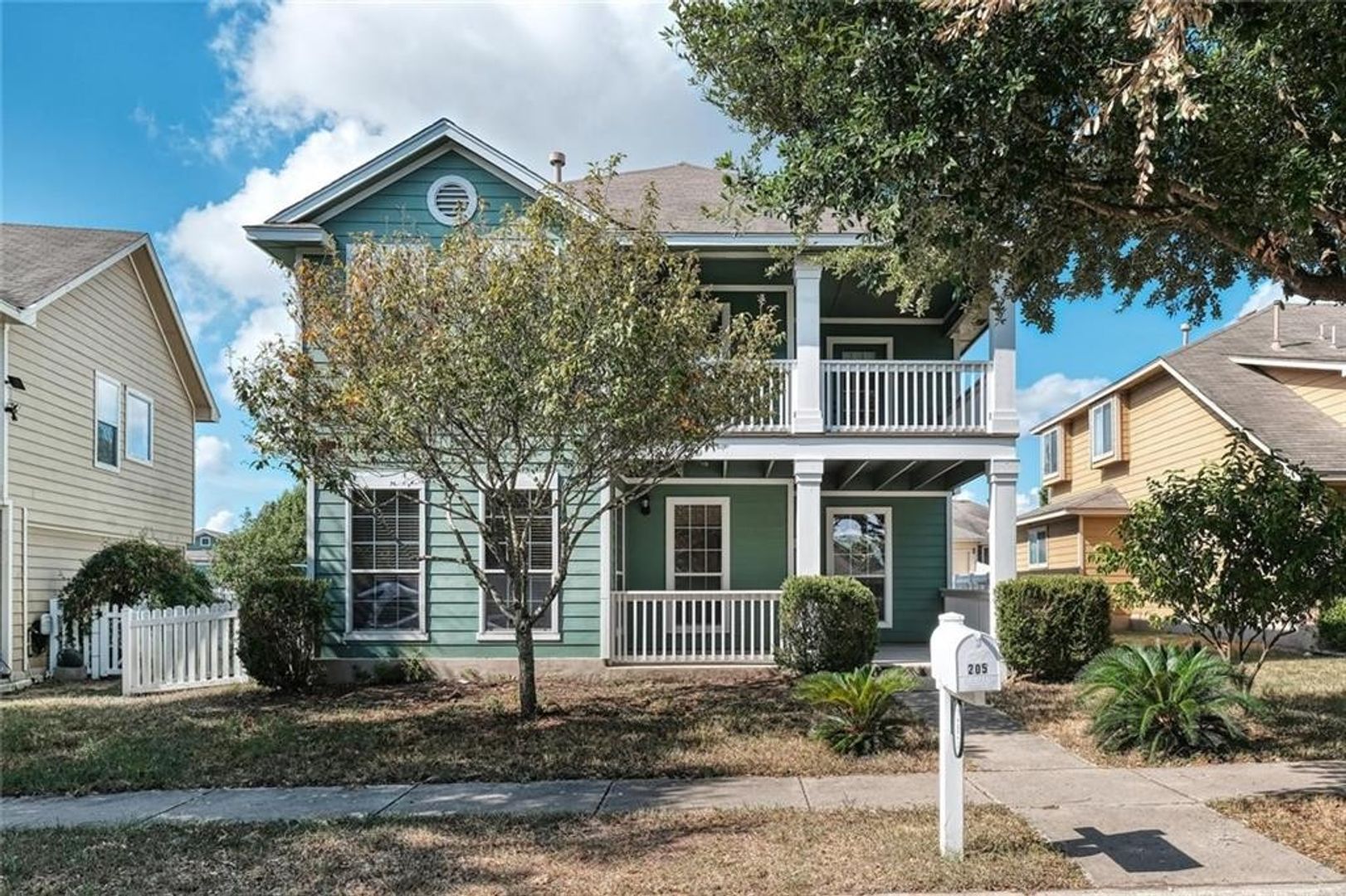 Kyle House: 205 Polk