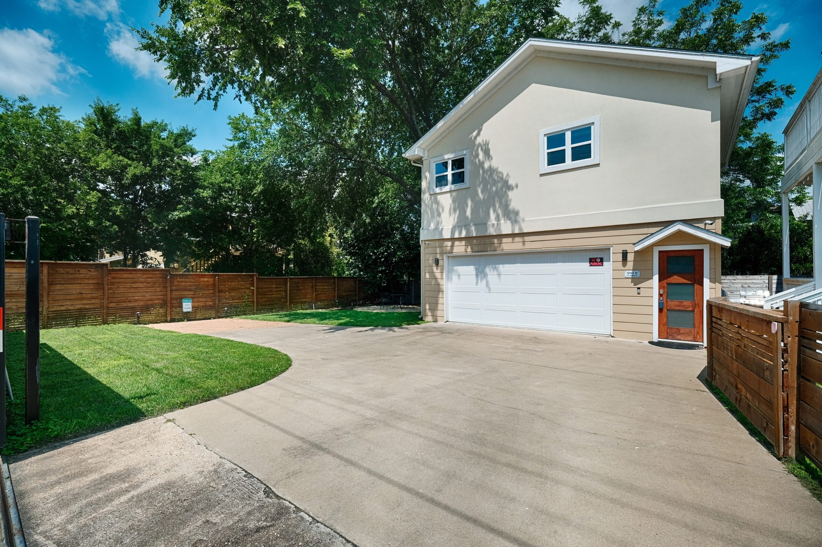 Austin Apartment: 901 W Mary Street