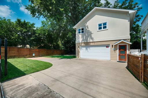 Garage Apartment 2014 Remodel to Maximize Space & Quality! – photo 1
