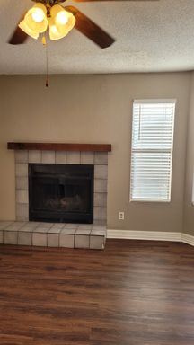 8804 Schick Rd - C – photo 1