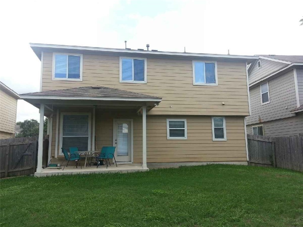 Austin House: 8700 Dulcet