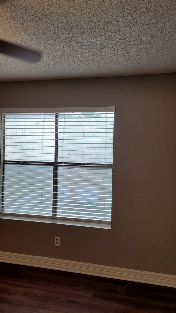 Austin Apartment: 8804 Schick Rd