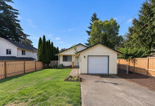 Freshly Updated 3 Bedroom Home with Garage, Fenced Yard & Spacious Balcony! – photo 1