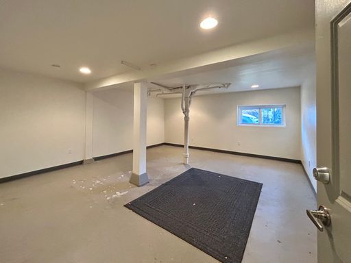 Secure, Heated Basement Storage Unit – Utilities Included!