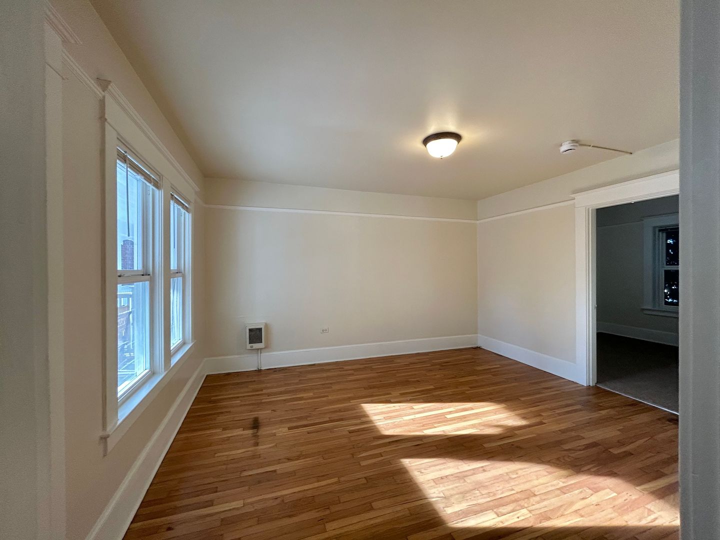 Portland Apartment: 1830 NW 24th Place