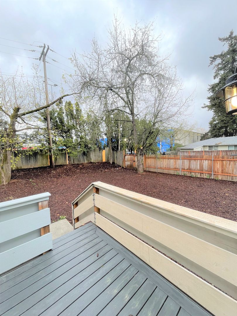 SE146th 24 of 25