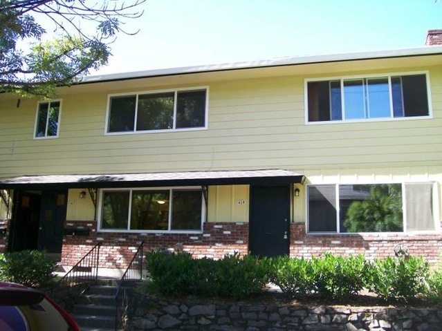 Portland Apartment: 1427-1429 NE Hancock St.