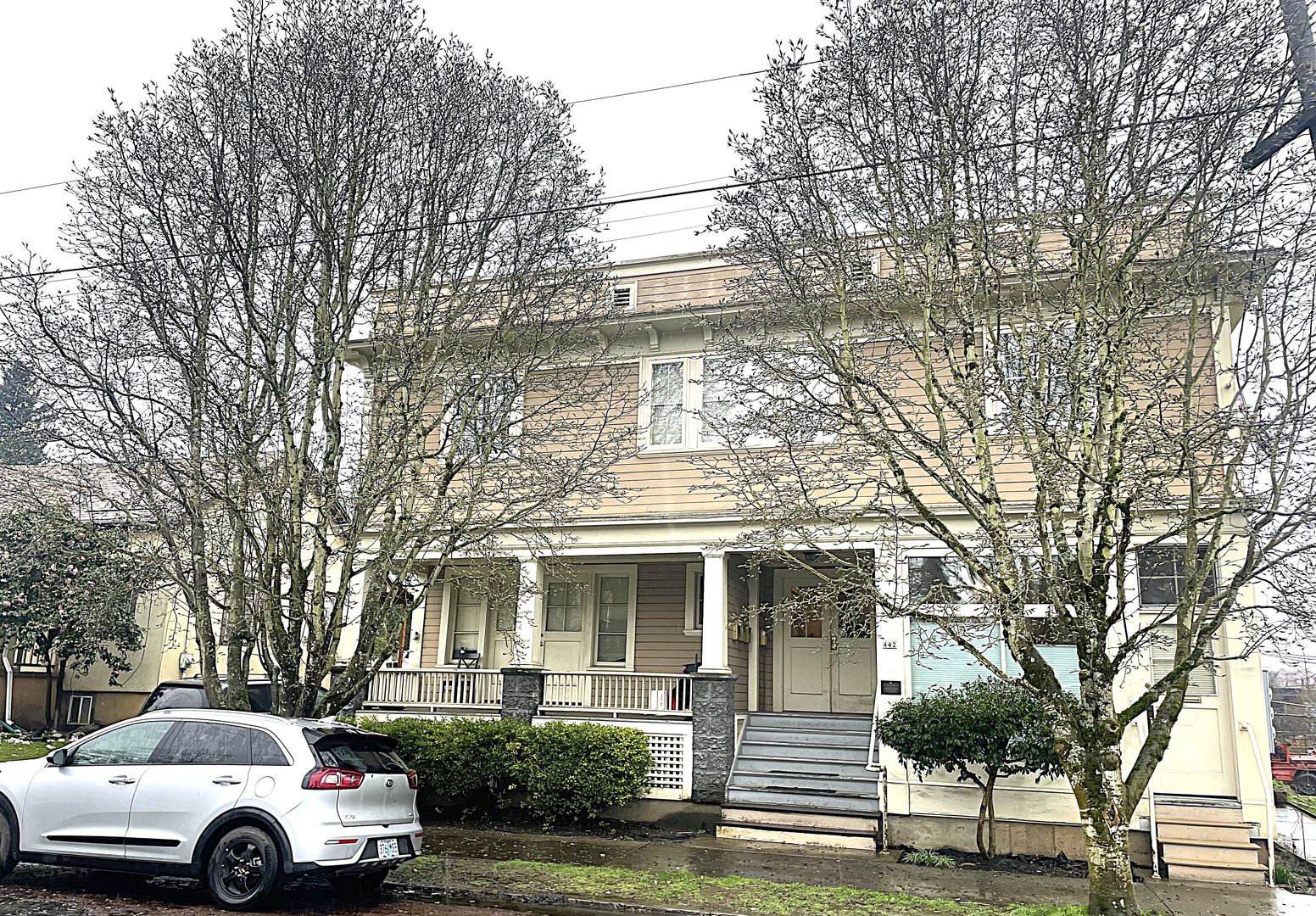 Portland Apartment: 442 NE Russell St