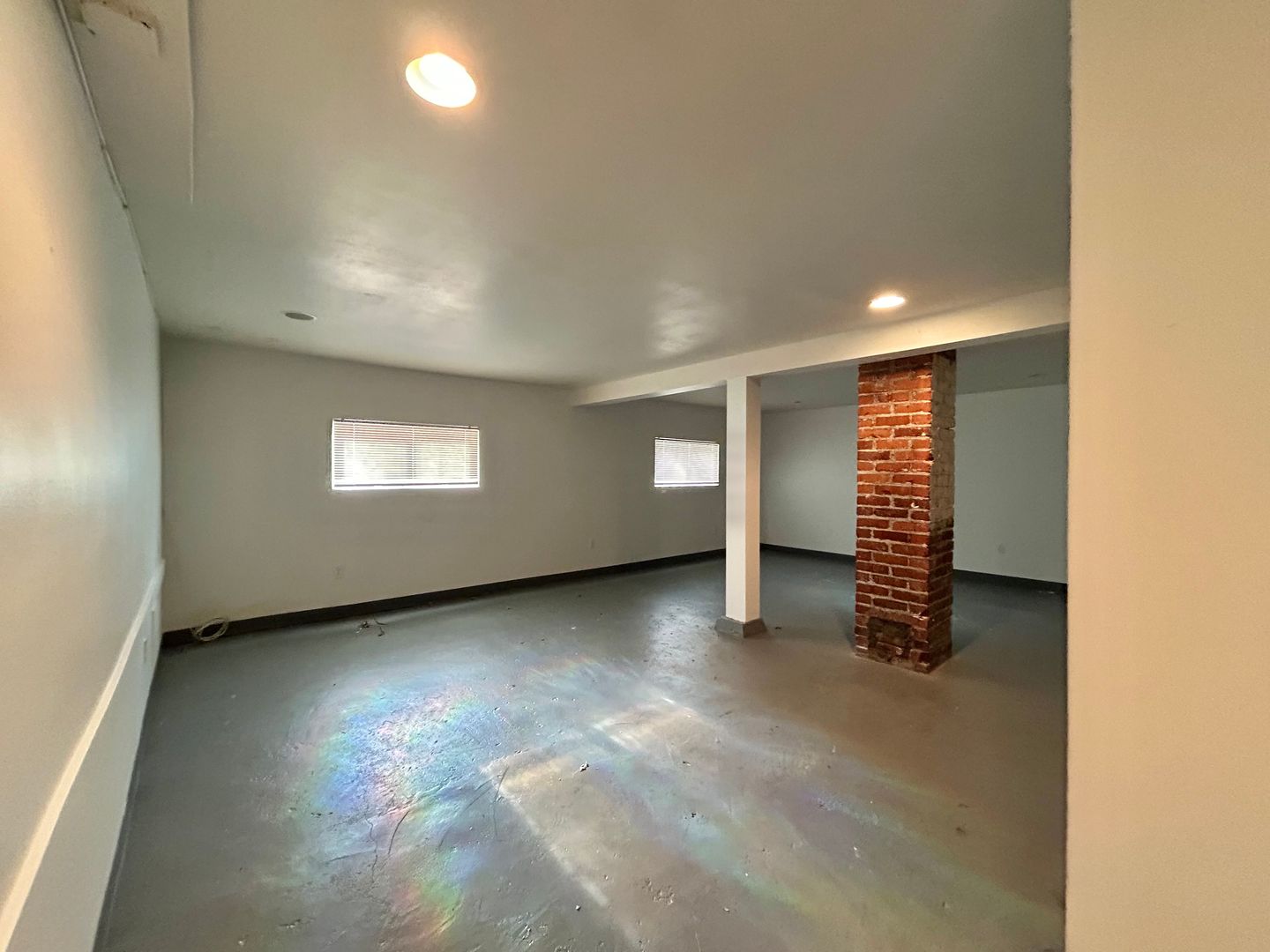 Portland Apartment: 1830 NW 24th Place