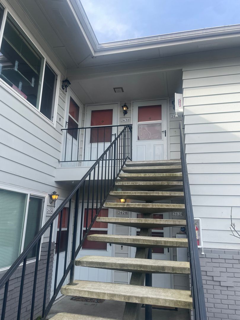 Portland Apartment: 2624-2644 NE Weidler St.