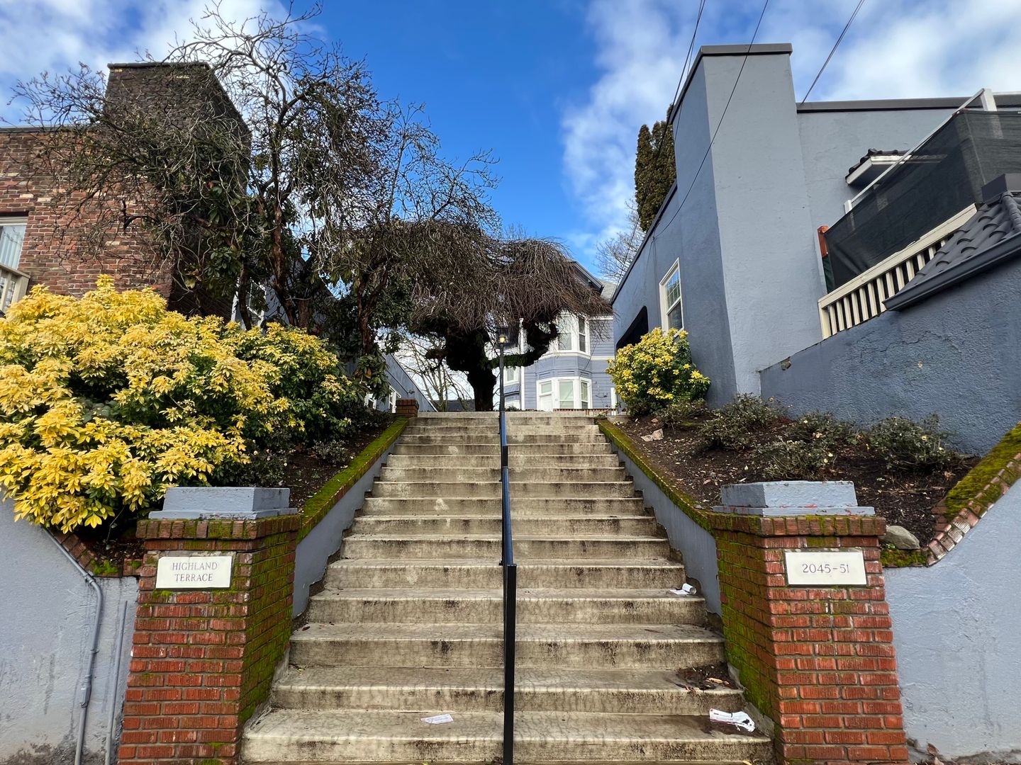 Portland Apartment: 2023-2051 SE Madison