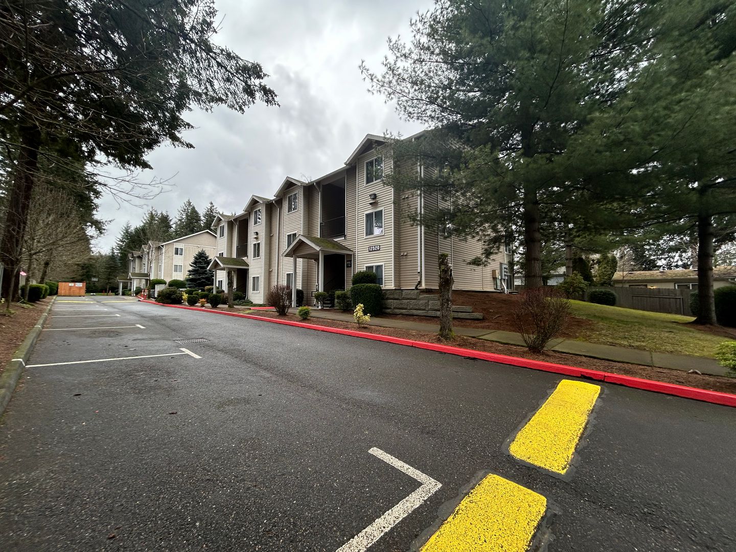 Portland Apartment: 12520 SE Foster Rd.