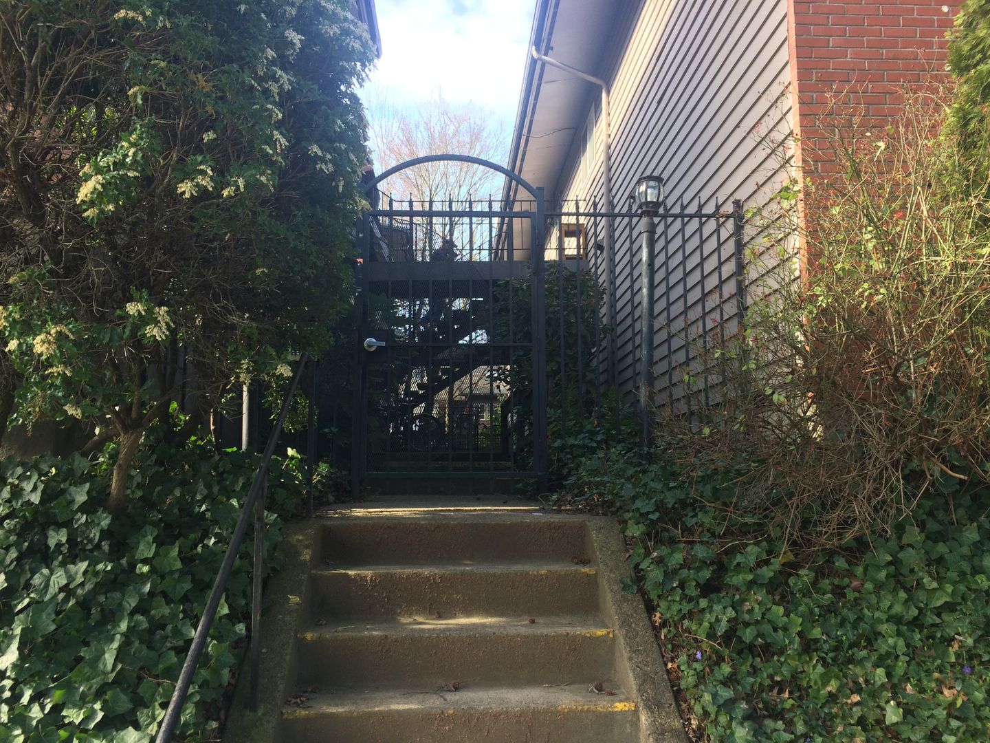 Portland Apartment: 1815 NE 15th Ave