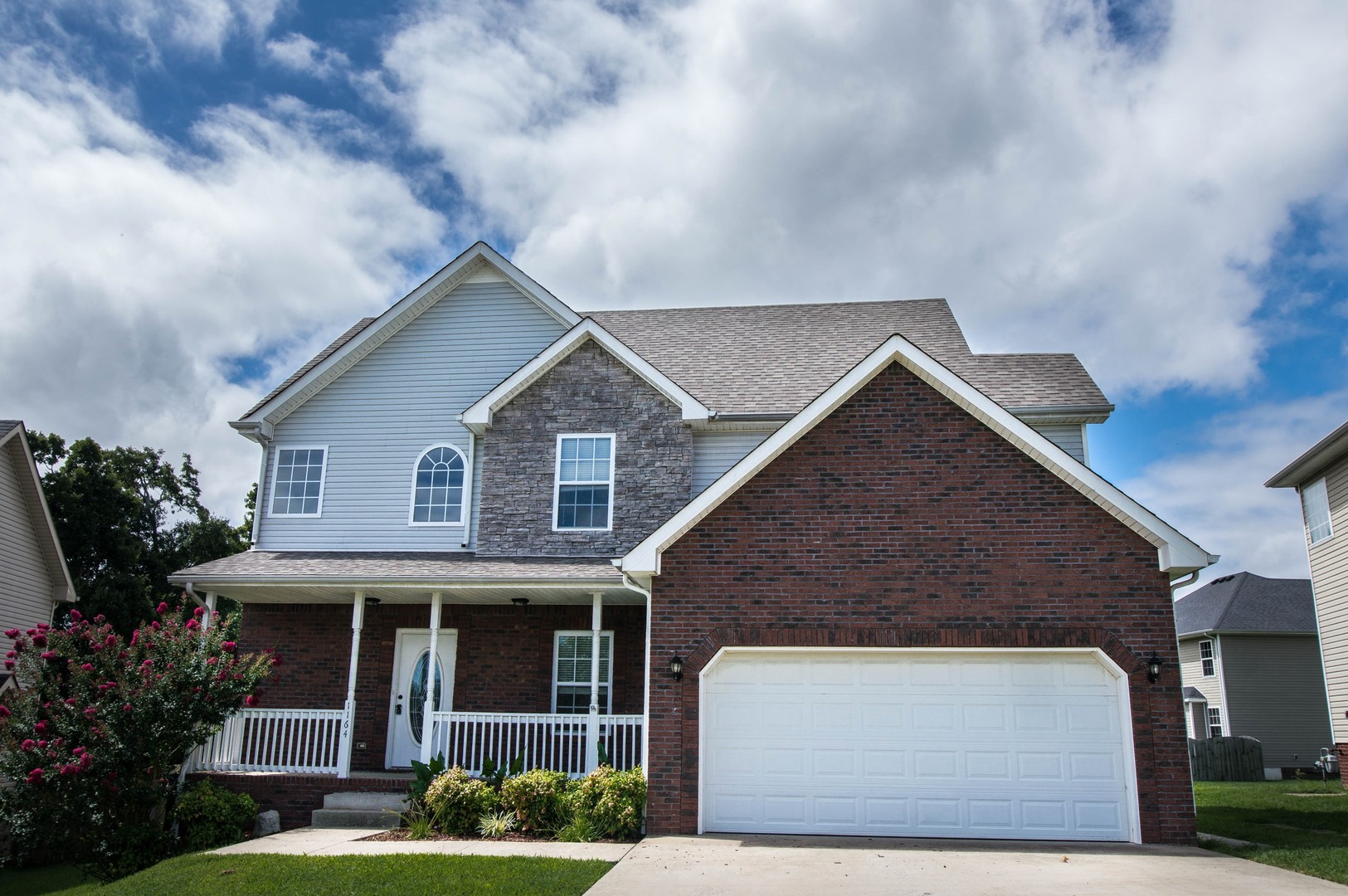 Clarksville House: 1164 Stillwood Drive
