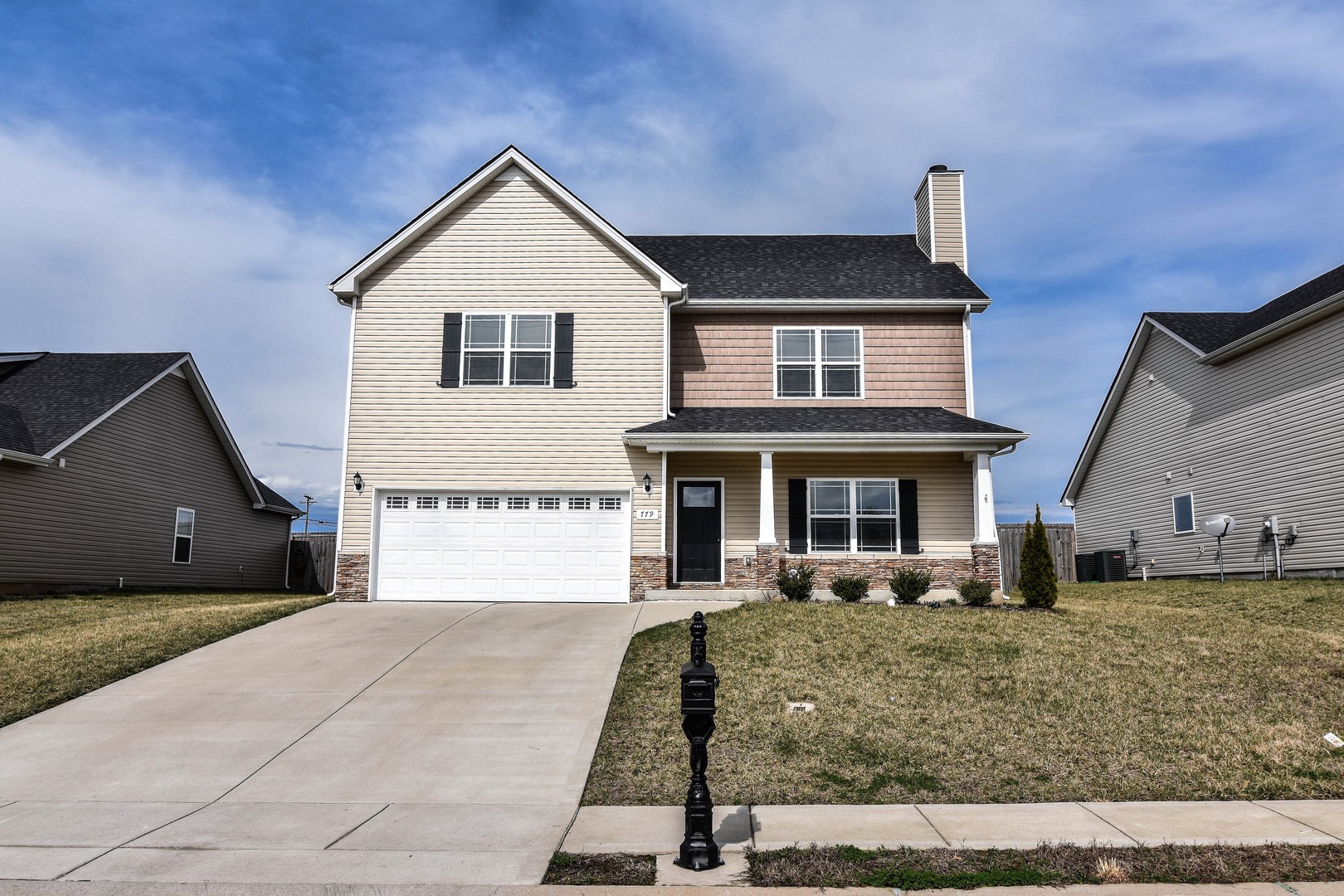 Clarksville House: 779 Sturdivant Drive