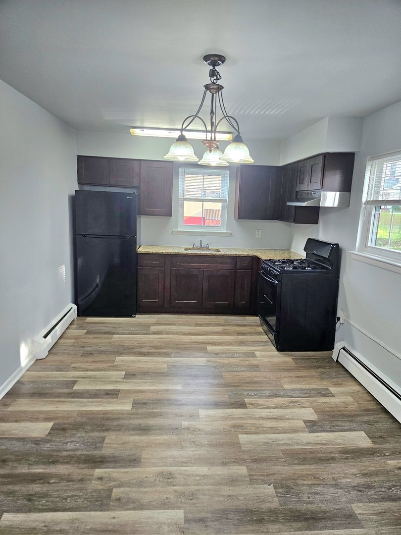 Allentown Apartment: 24 S. Leh Street