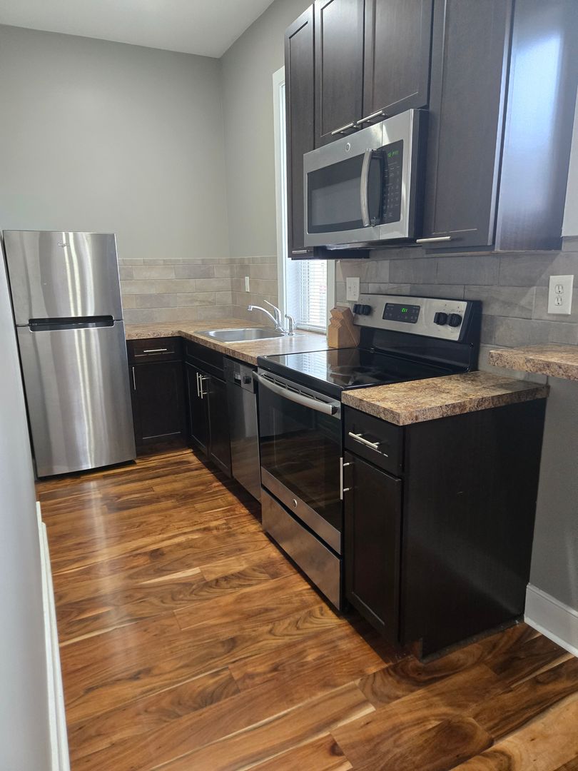 Allentown Apartment: 225-227 N. 12th Street