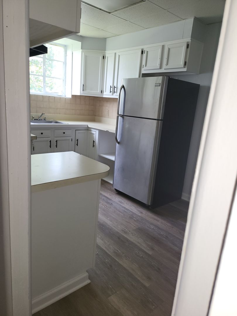 Allentown Apartment: 10 S. West Street