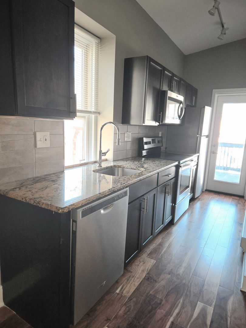 Allentown Apartment: 223 N. 11th Street