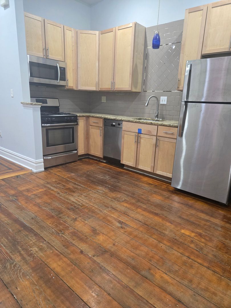 Allentown Apartment: 113 N. 11th Street