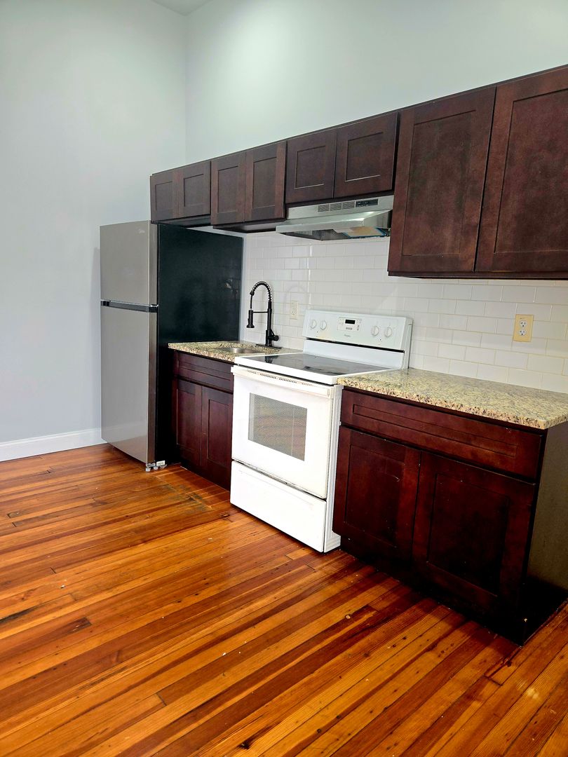 Allentown Apartment: 1033 W. Hamilton Street