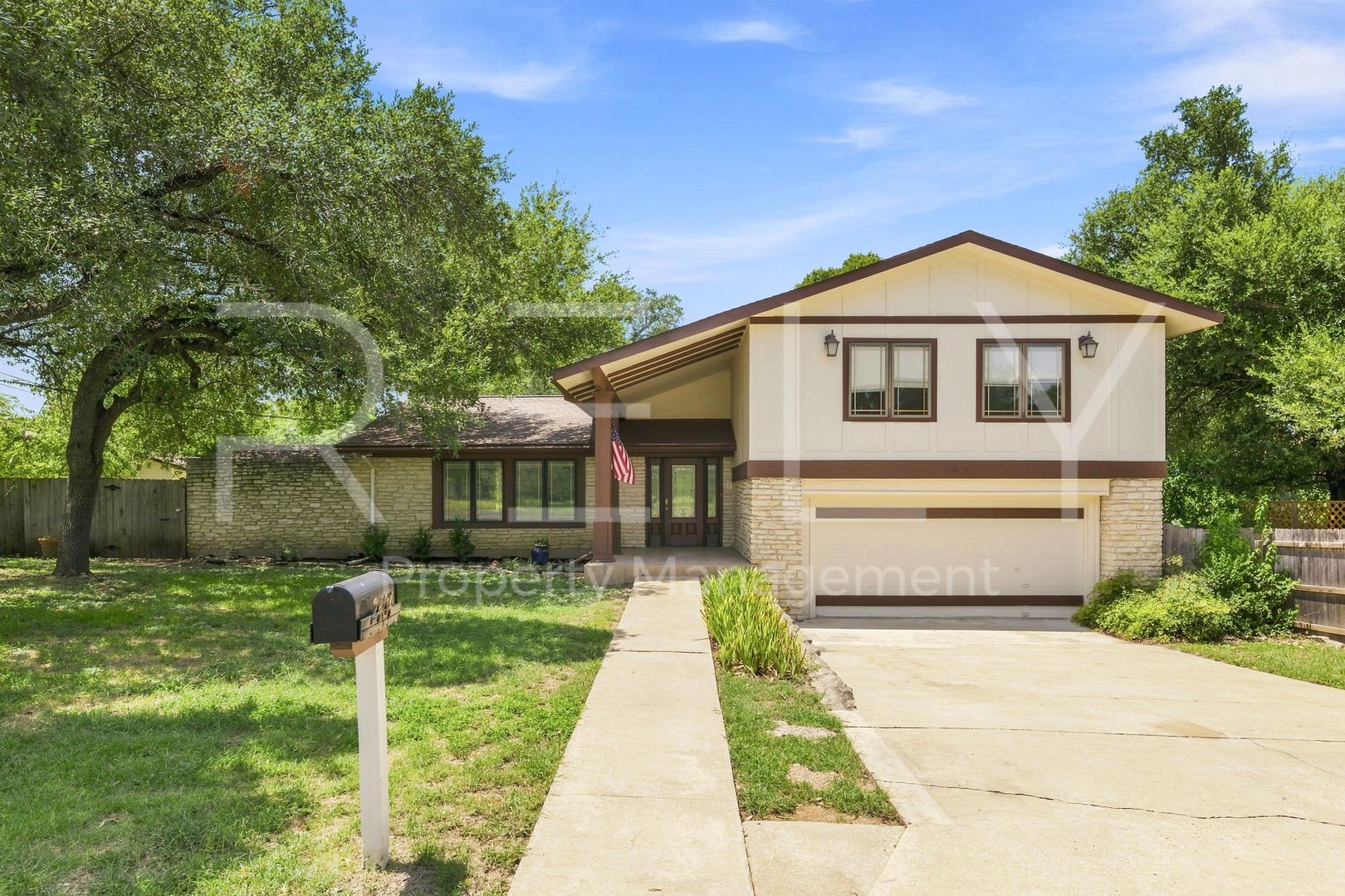 Georgetown House: 2404 Gabriel View Dr