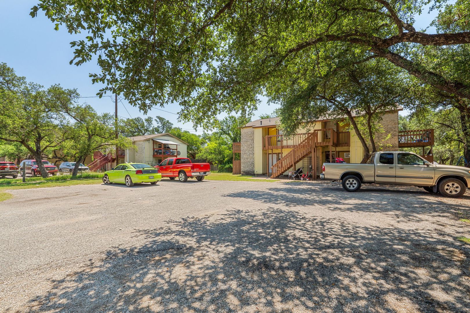 Georgetown Apartment: 302 Algerita Dr