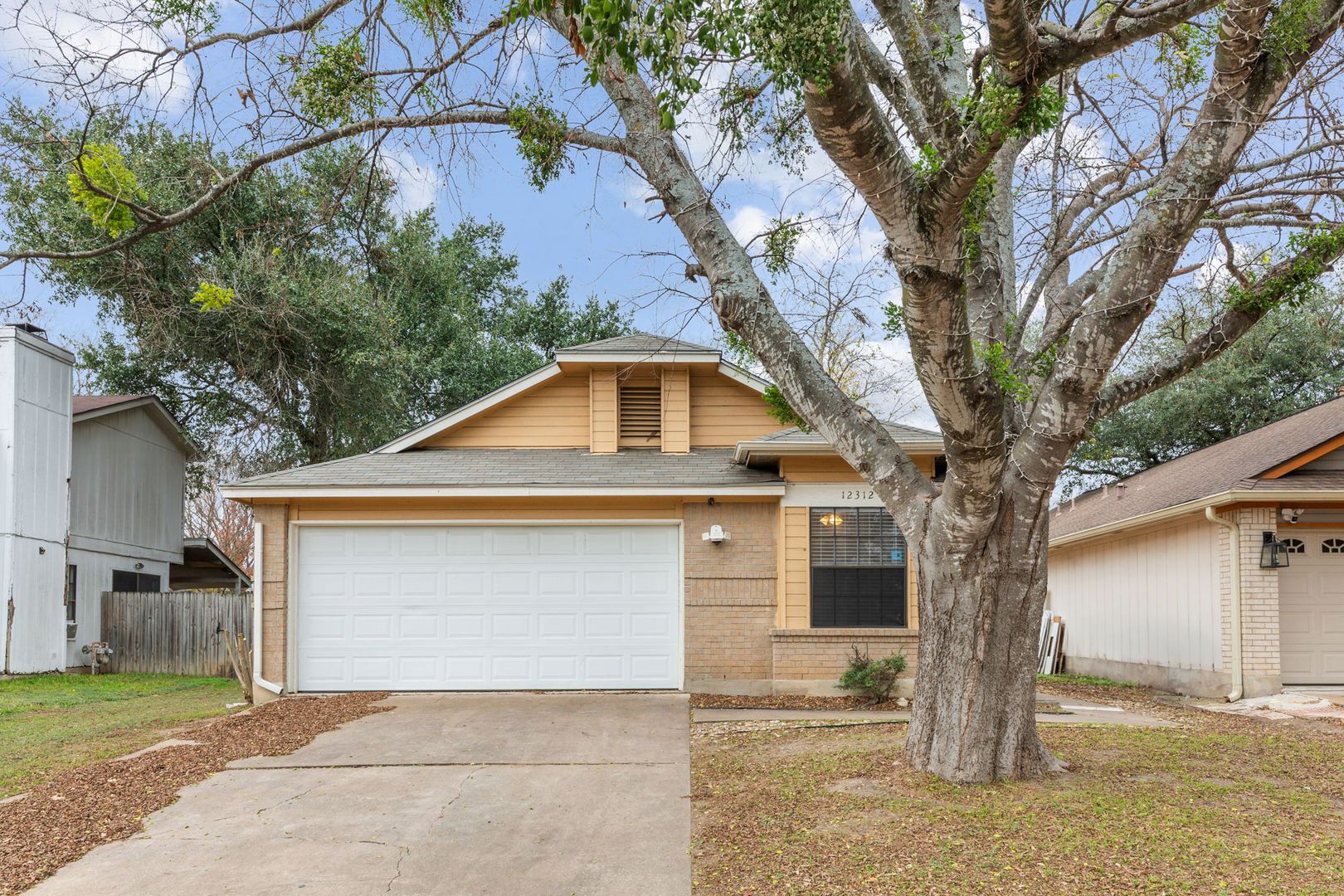 Austin House: 12312 Little Fatima Ln