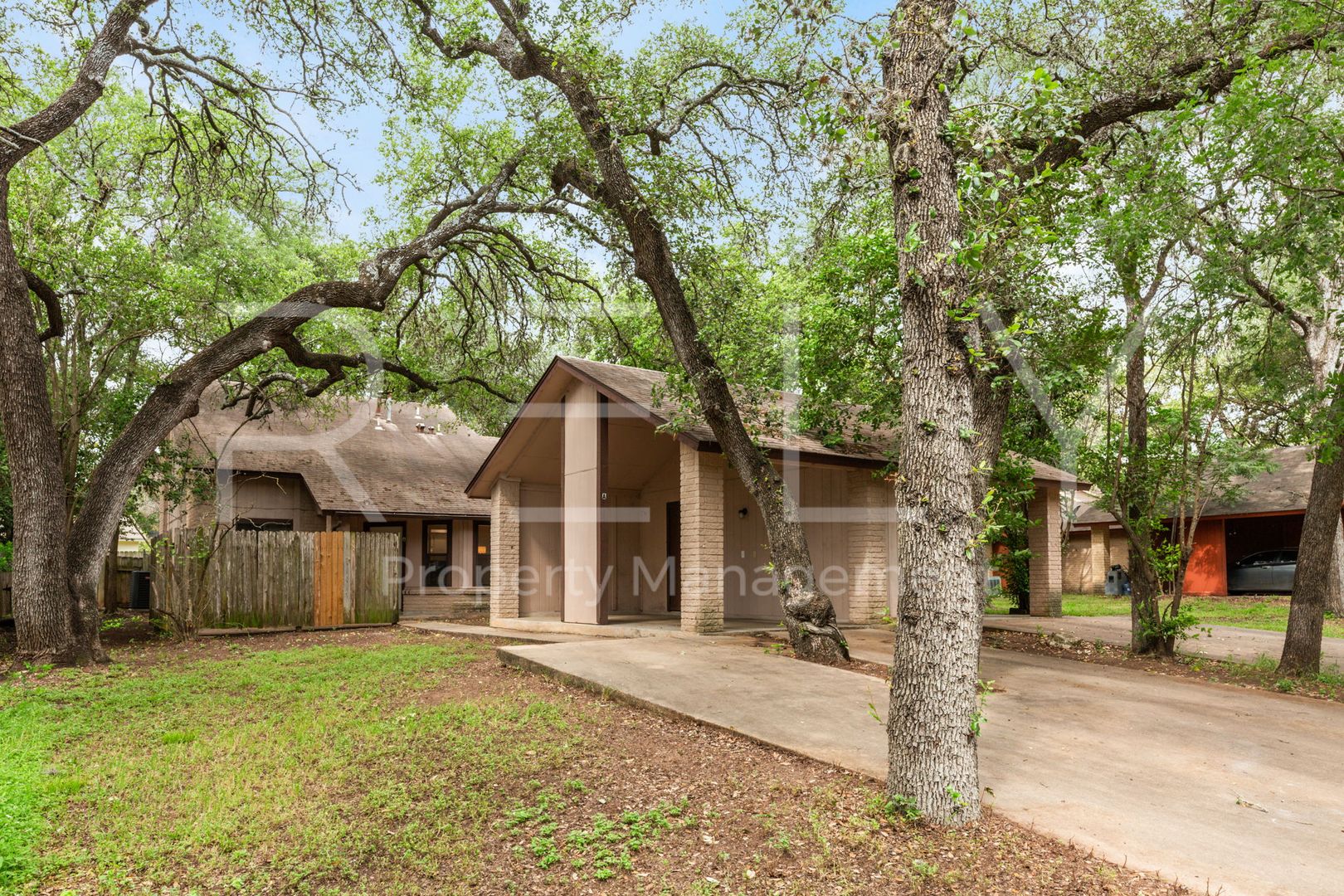 Austin Apartment: 1005 Milford Way