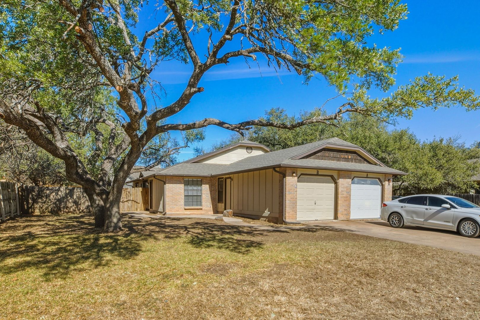 Austin Apartment: 8904 Pineridge Drive