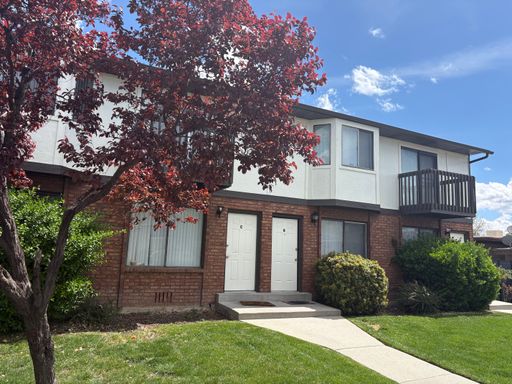 Independence Townhomes – photo 1