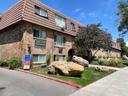 Cedar Cliff Apartments – photo 1