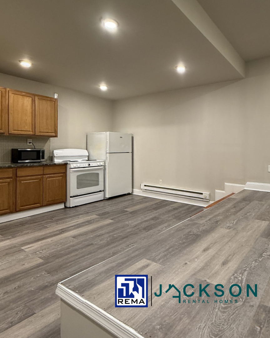 Philadelphia Apartment: 1701-03 N 20TH STREET