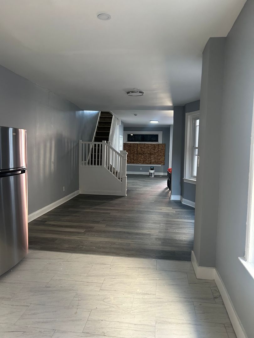 Phila House: 5450 Media St