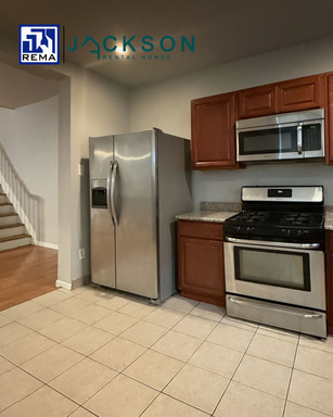 1620 S 22nd St. 4 bedroom 2 bathroom House – photo 1