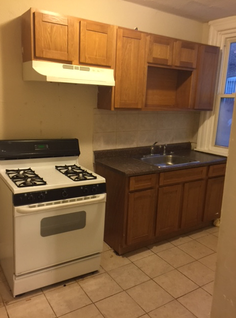 Philadelphia House: 5410 Florence Ave,