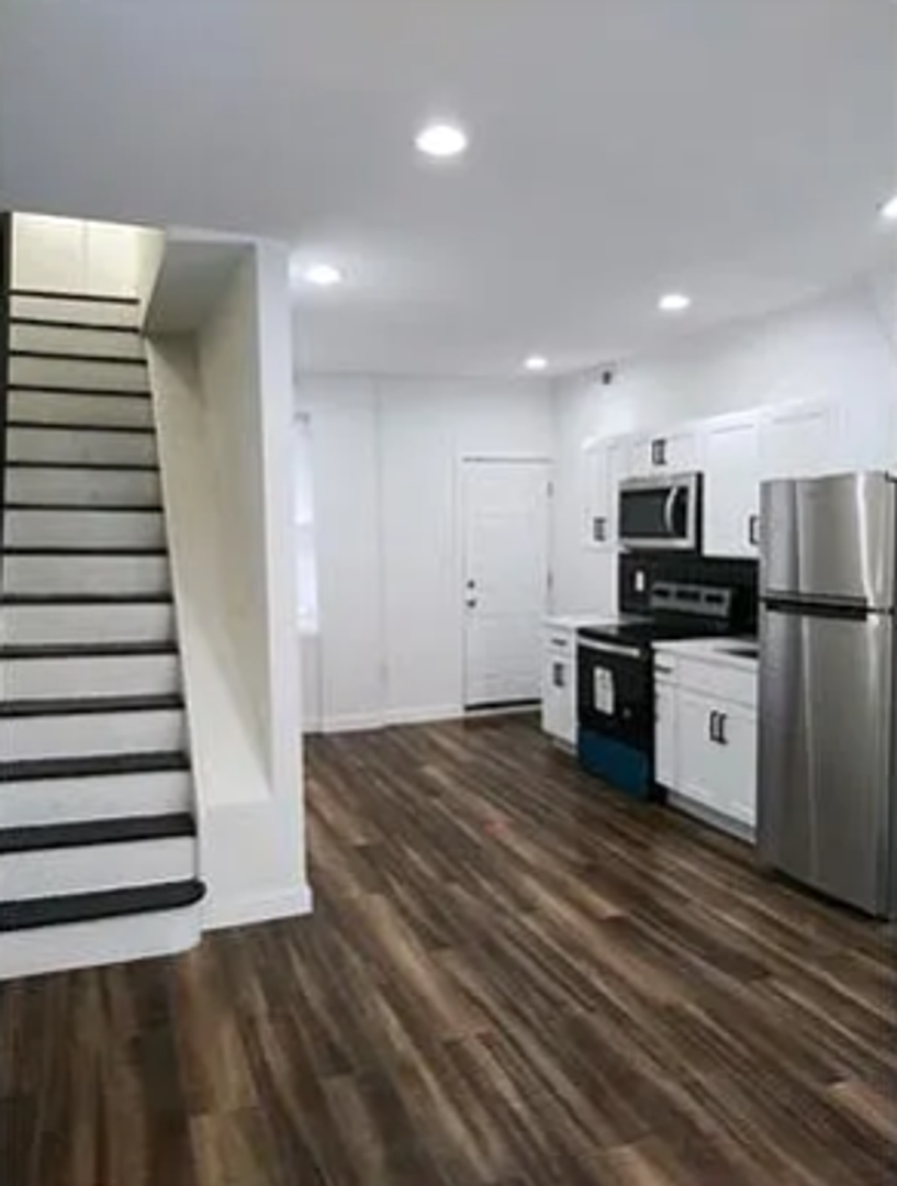 Philadelphia House: 2907 N Ringgold St,