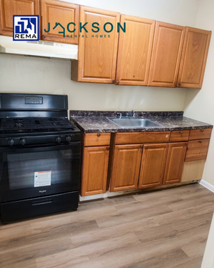 1900 S 65th St, Apt A. 3 bedrooms, 1 bathroom for $1,100 – photo 1