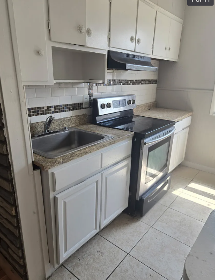 Philadelphia House: 1364 Ruan Street
